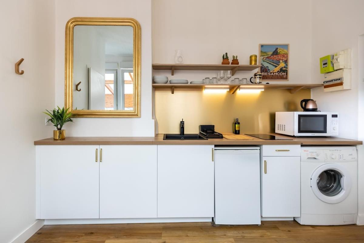 Le 17 Madeleine Apartment Безансон Екстериор снимка